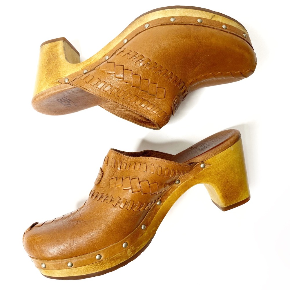 UGG Brown Leather Wood Grommet Clogs Size 7
